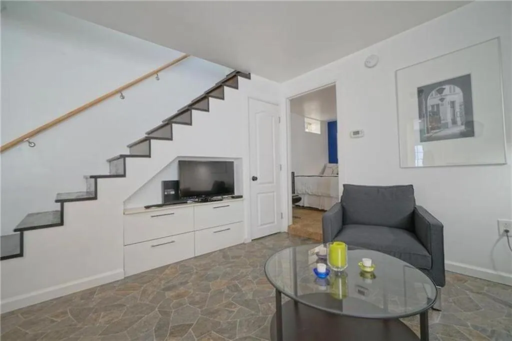 Сasa de vacaciones City Cottage With Yard, Sleeps 8 Pittsburgh